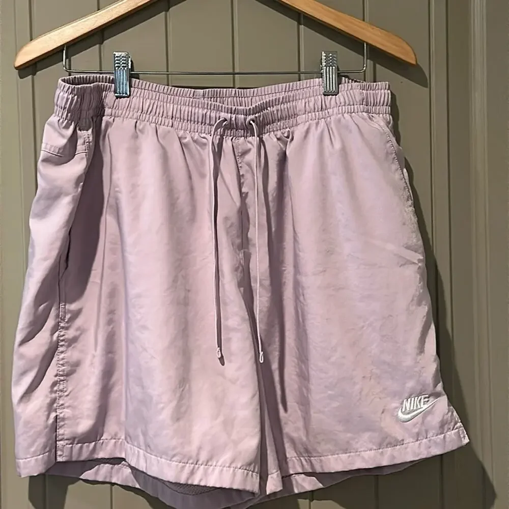 NIKE Athletic Shorts XL